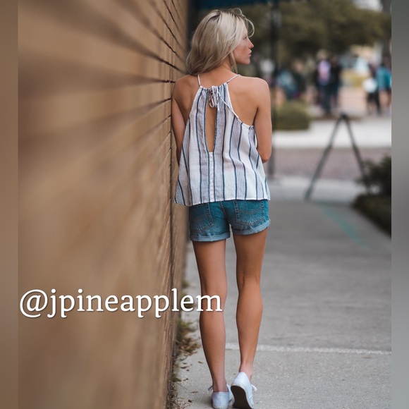 Love Stitch NWT Cotton Tie-Back Top – Off-White & Navy (Multiple Sizes) - Picture 2 of 3